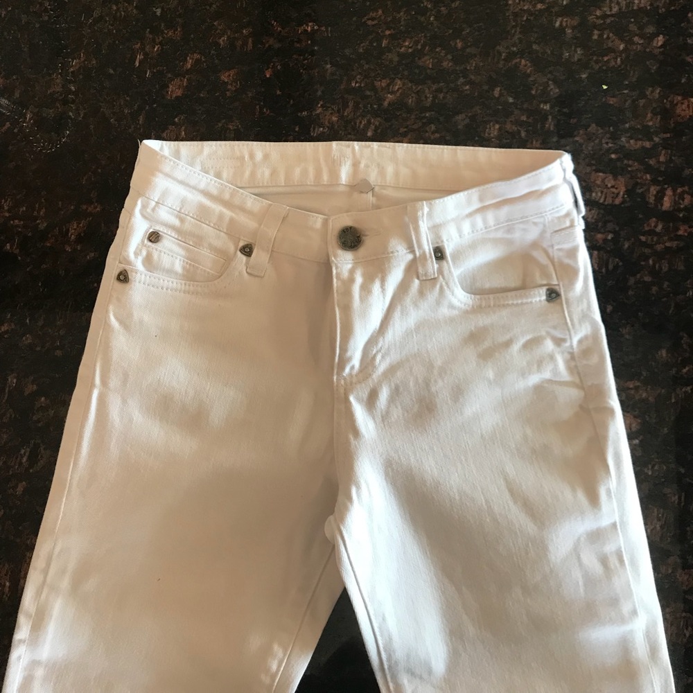Kut from the Kloth white jeans size 2